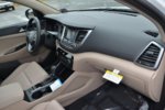Interior tela beige 01.jpg