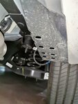tapa inferior rueda izquierda.jpg